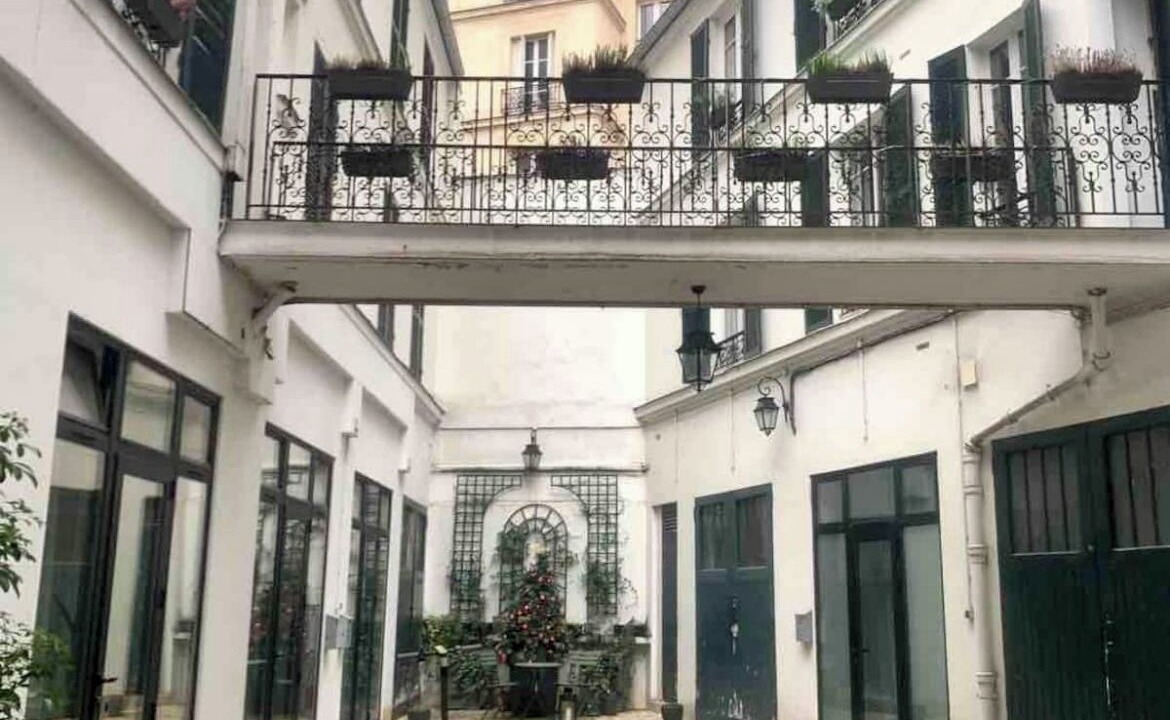 Photo of Outdoor in Passy