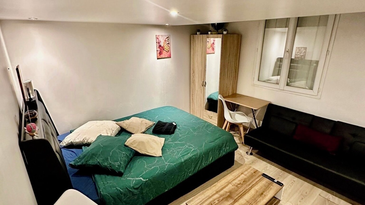 Photo of Bedroom in Passy