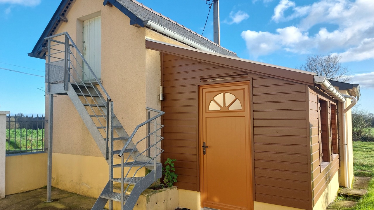Photo of Outdoor in Guer
