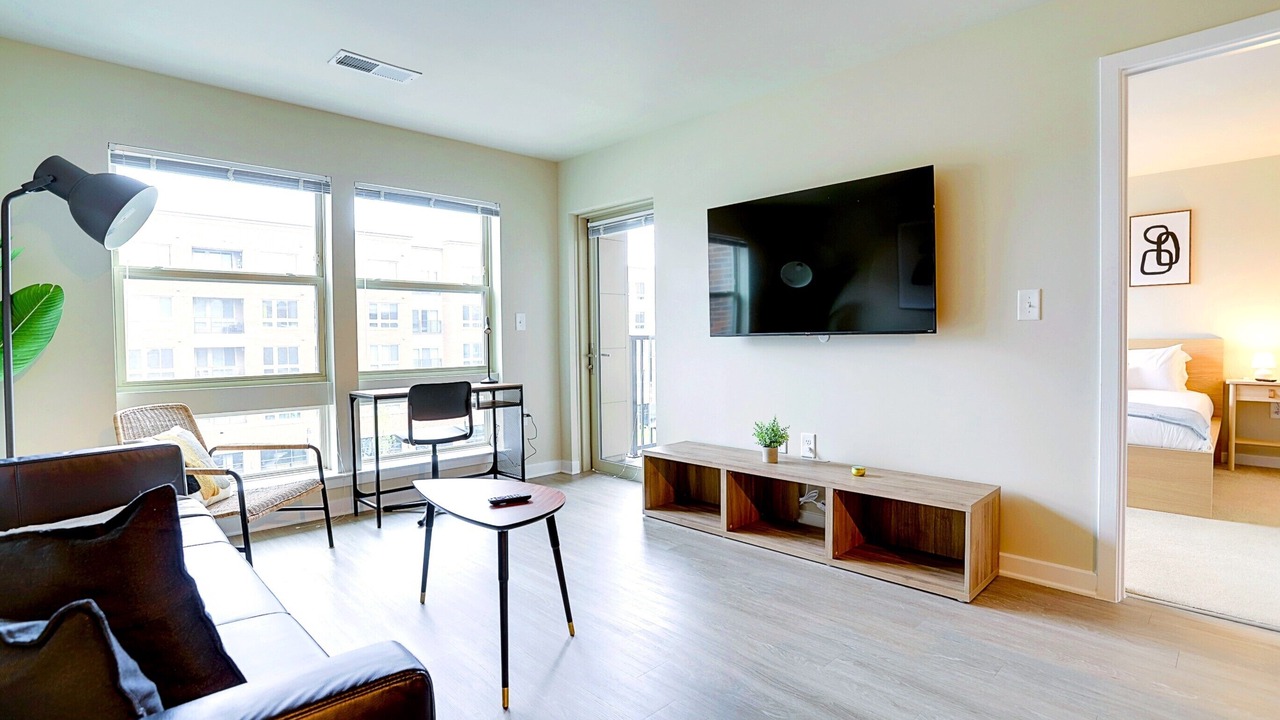 Photo of Livingroom in Jefferson Manor