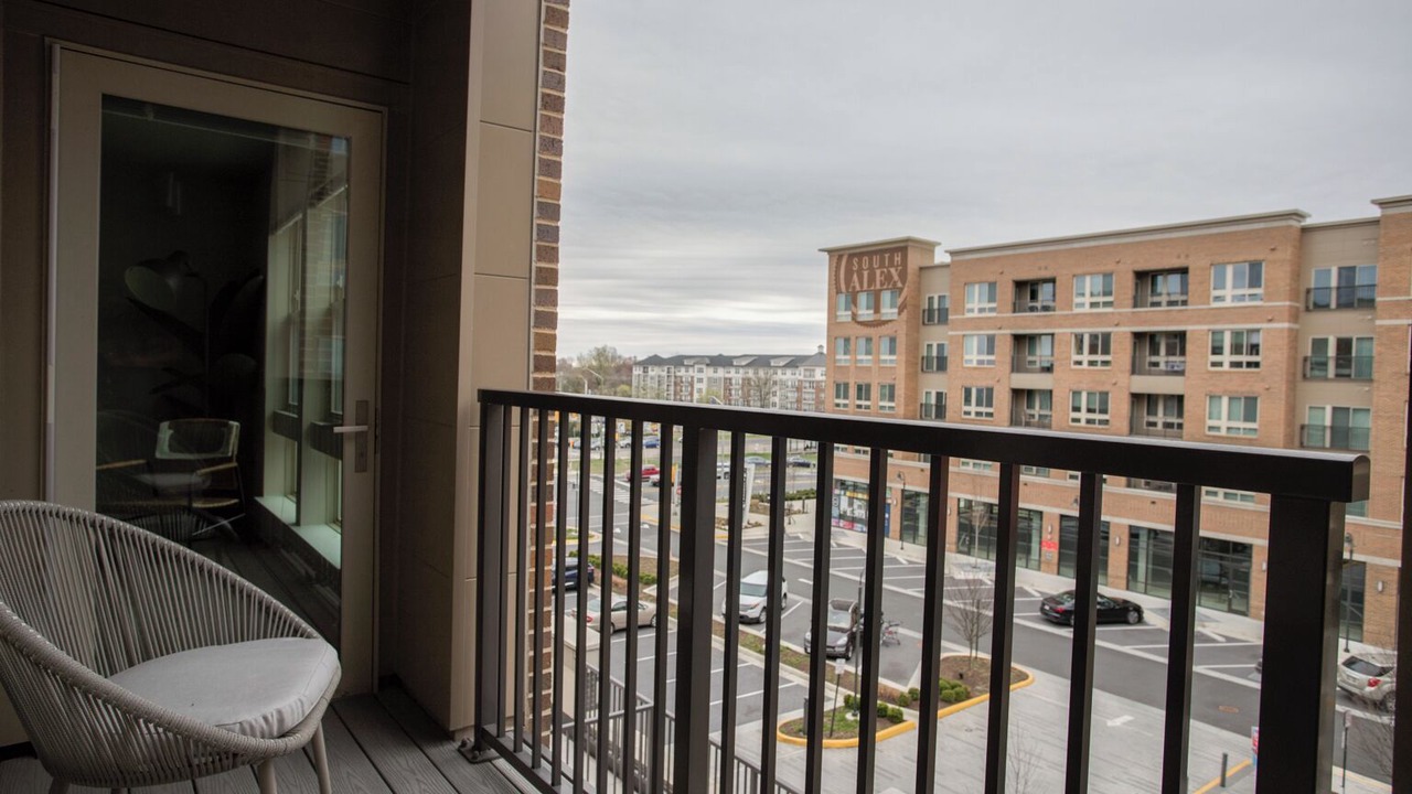 Photo of Patio Balcony in Jefferson Manor