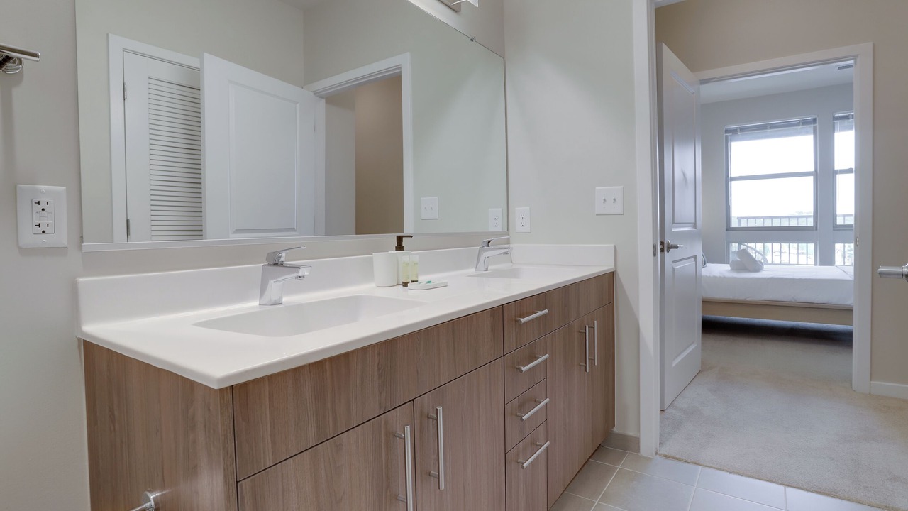 Photo of Bathroom in Jefferson Manor