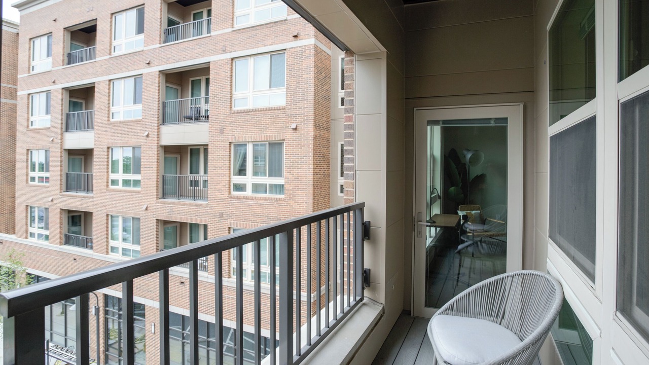 Photo of Patio Balcony in Jefferson Manor
