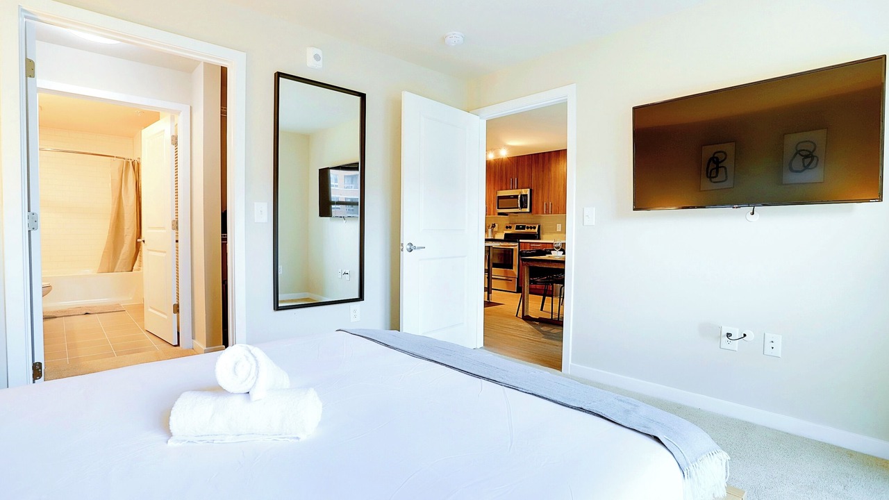 Photo of Bedroom in Jefferson Manor