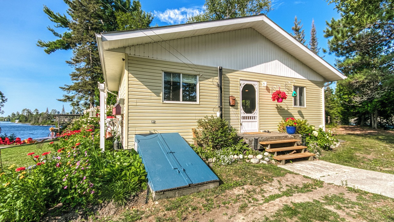 Photo of Outdoor in Benny