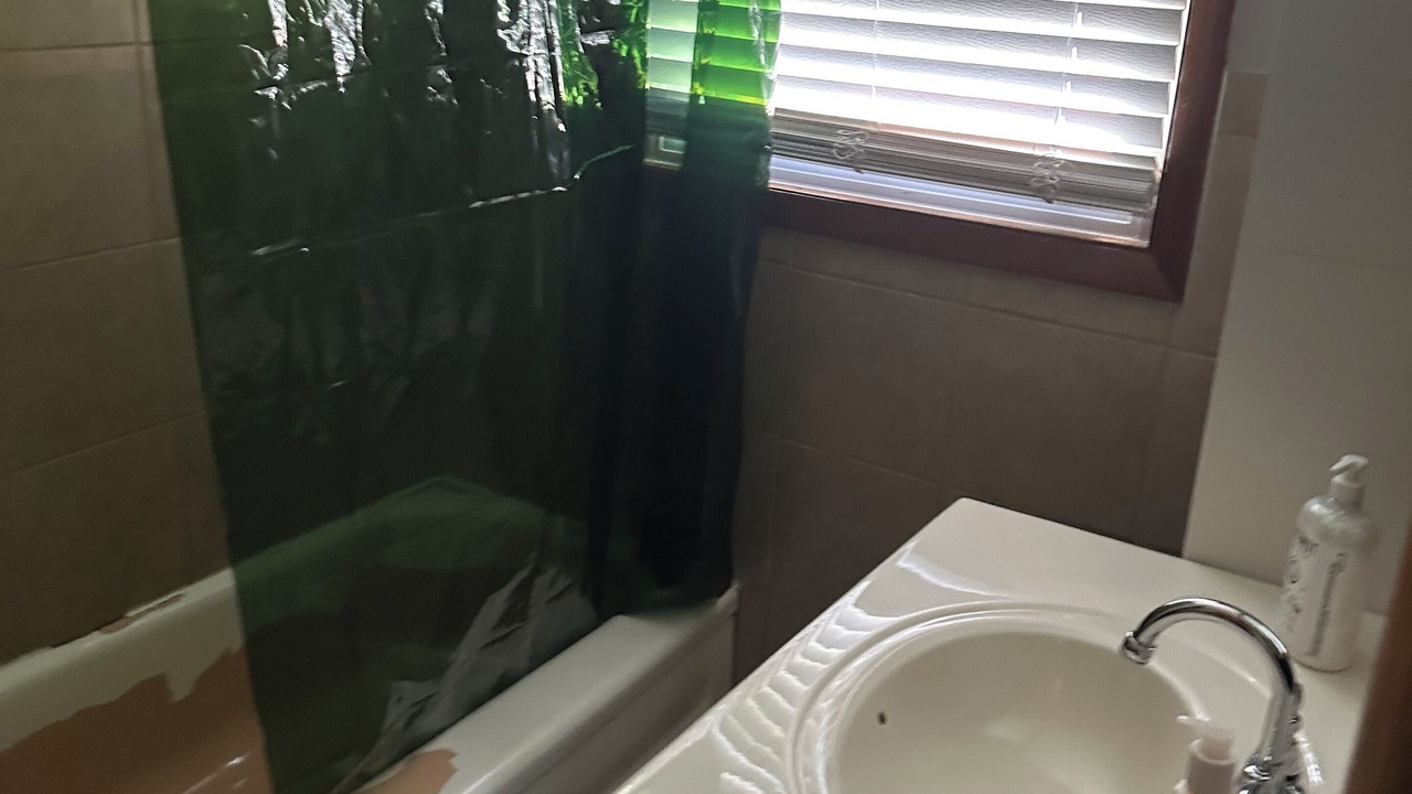Photo of Bathroom in Middlesboro