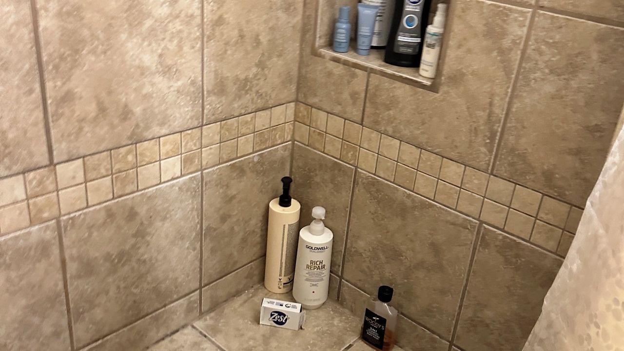 Photo of Bathroom in Middlesboro
