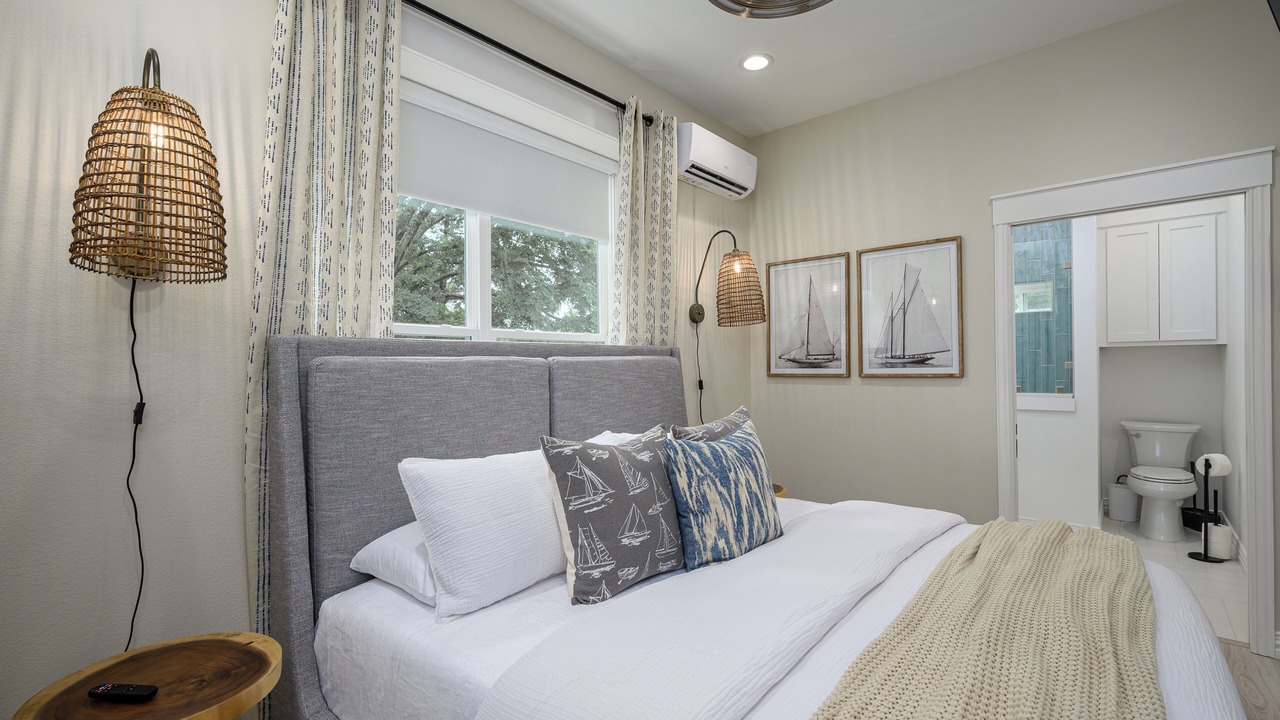 Photo of Bedroom in Pottsboro