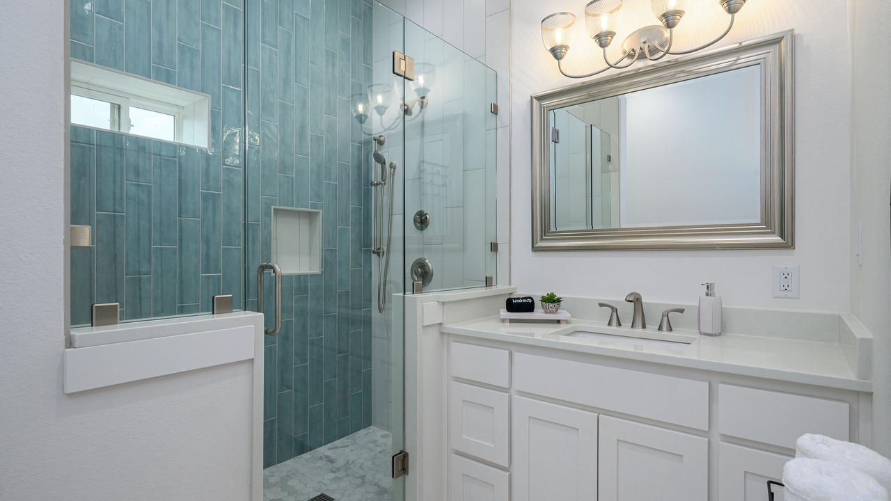 Photo of Bathroom in Pottsboro