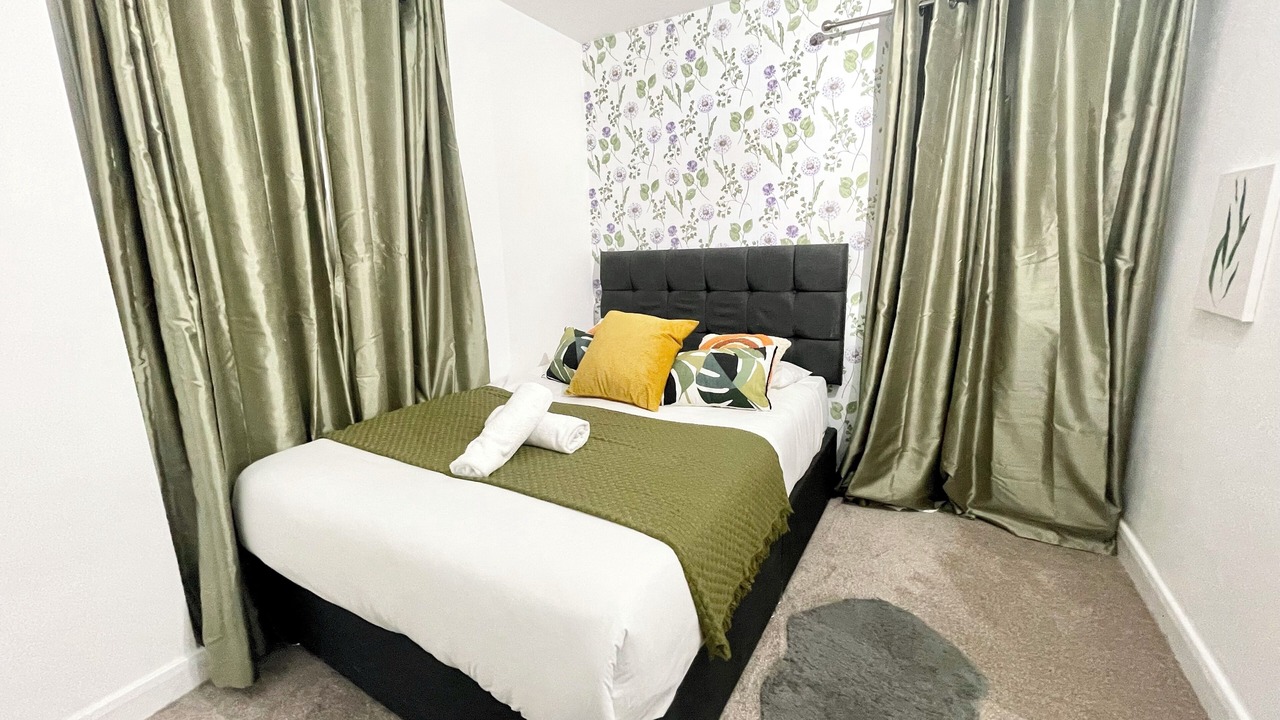 Photo of Bedroom in Holland Park