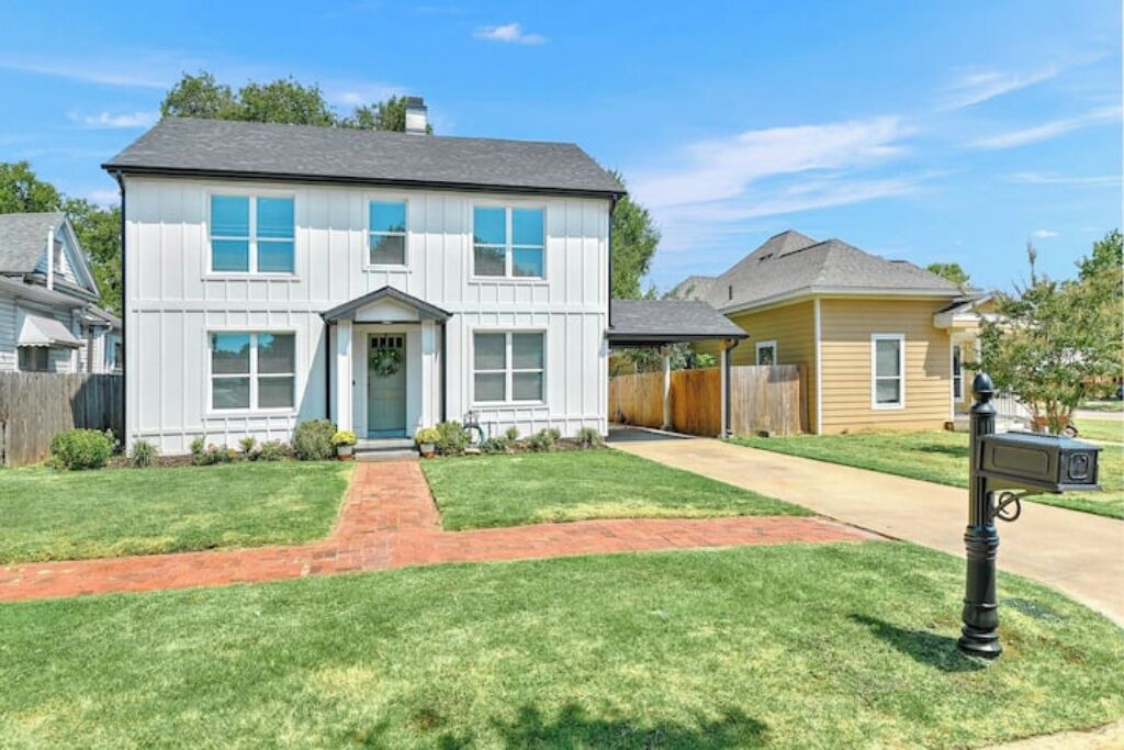 Photo of Outdoor in Denison