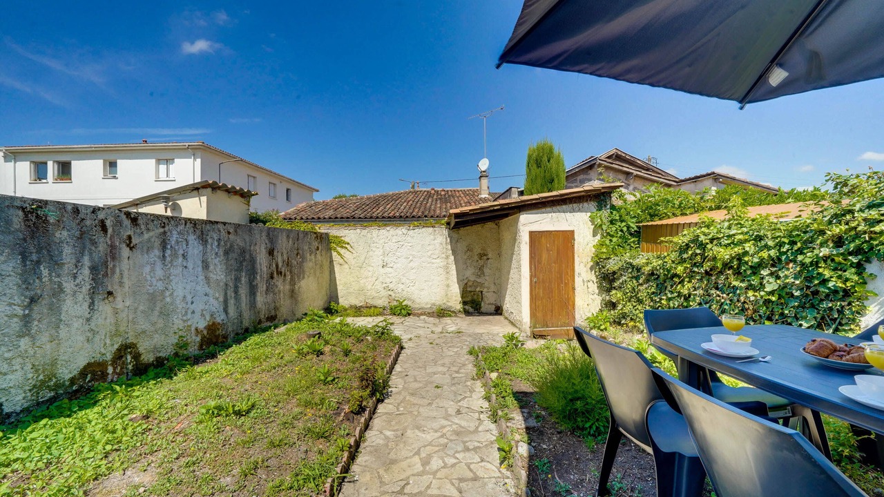 Photo of Outdoor in Libourne