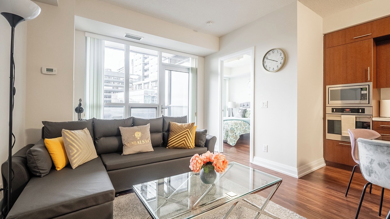 Photo of Livingroom in Willowdale