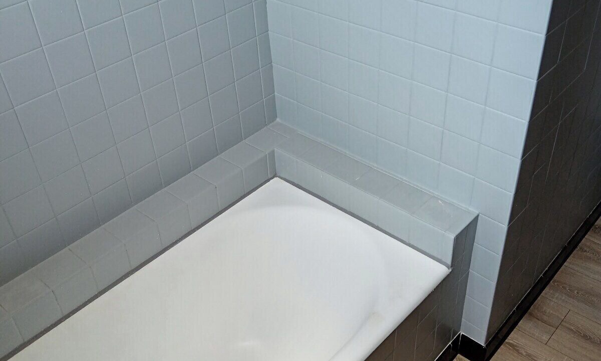 Photo of Bathroom in Chateauneuf-du-Faou