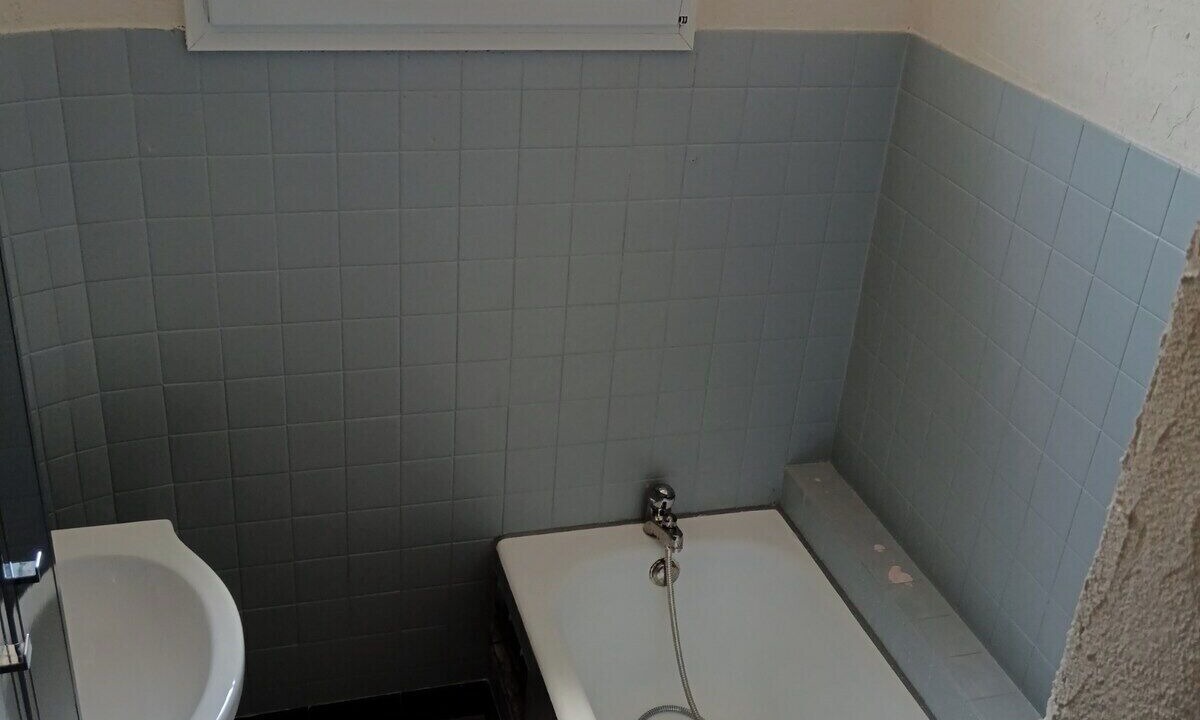 Photo of Bathroom in Chateauneuf-du-Faou