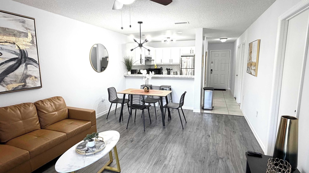 Photo of Livingroom in Titusville