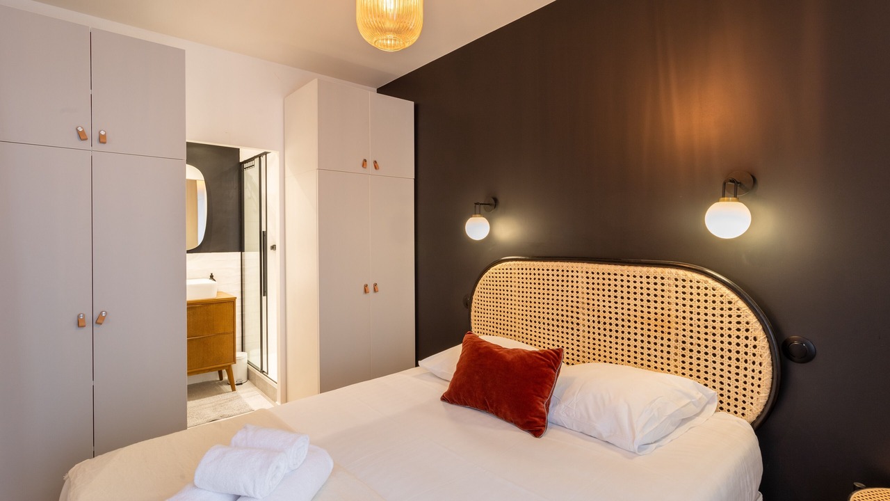 Photo of Bedroom in Centre