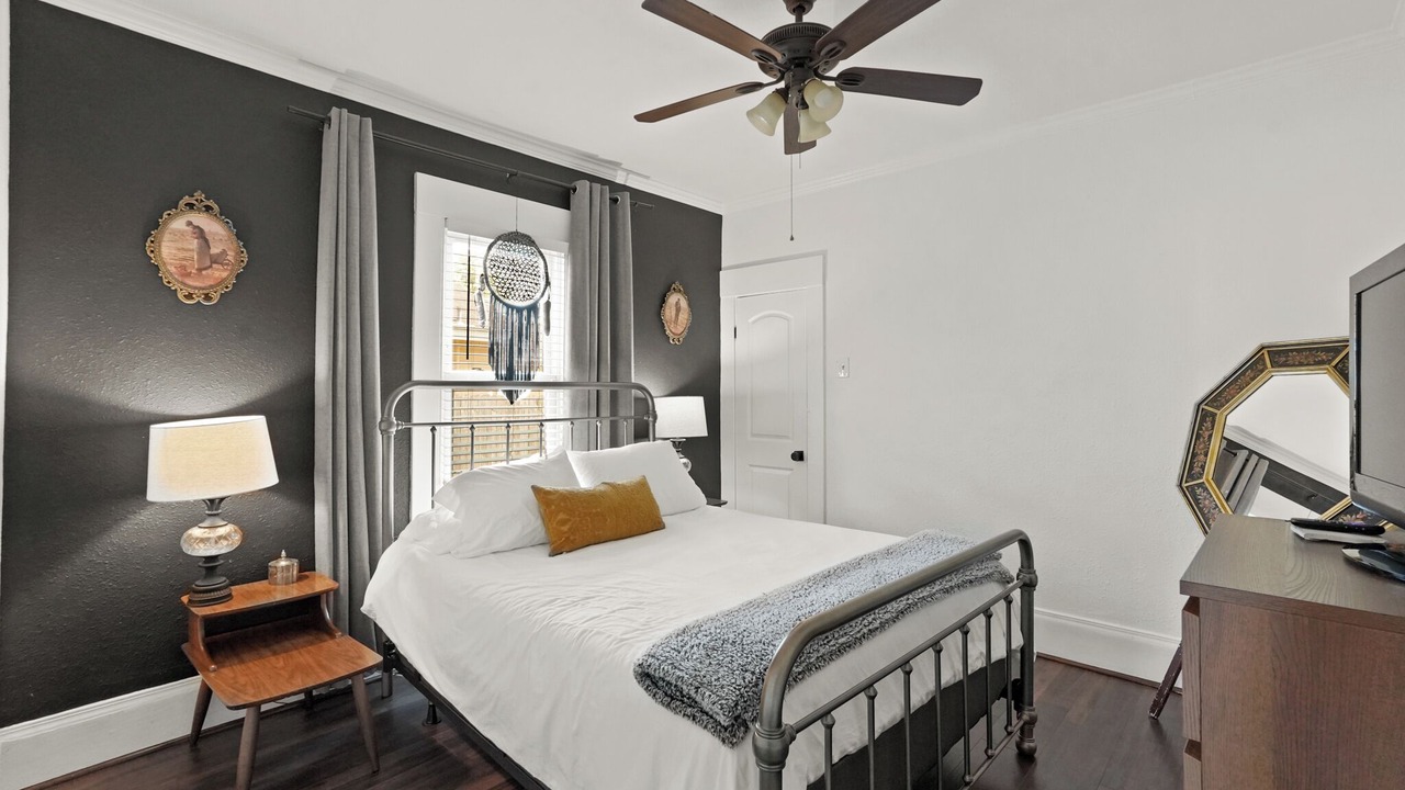 Photo of Bedroom in Northside