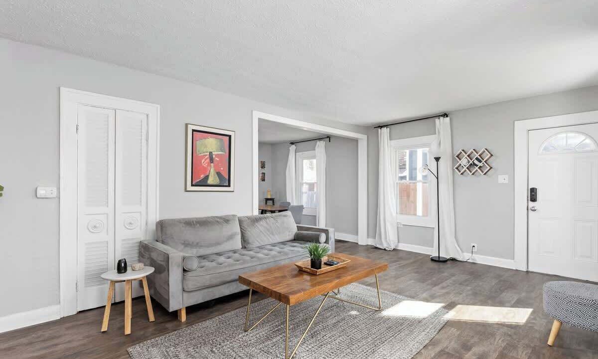 Photo of Bedroom in Meridian-Kessler