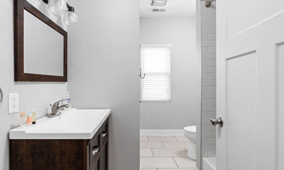 Photo of Bathroom in Near Northside