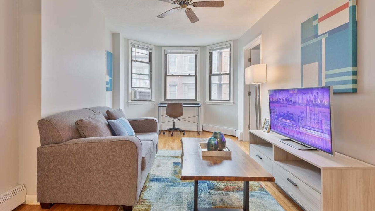 Photo of Livingroom in North End