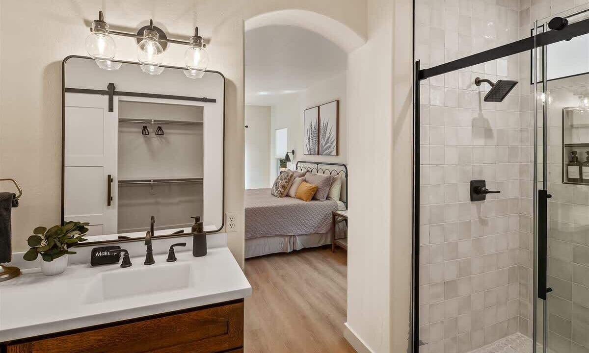Photo of Bathroom in Cottonwood