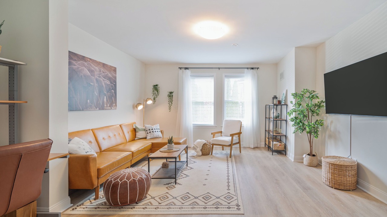 Photo of Livingroom in Fort Lee