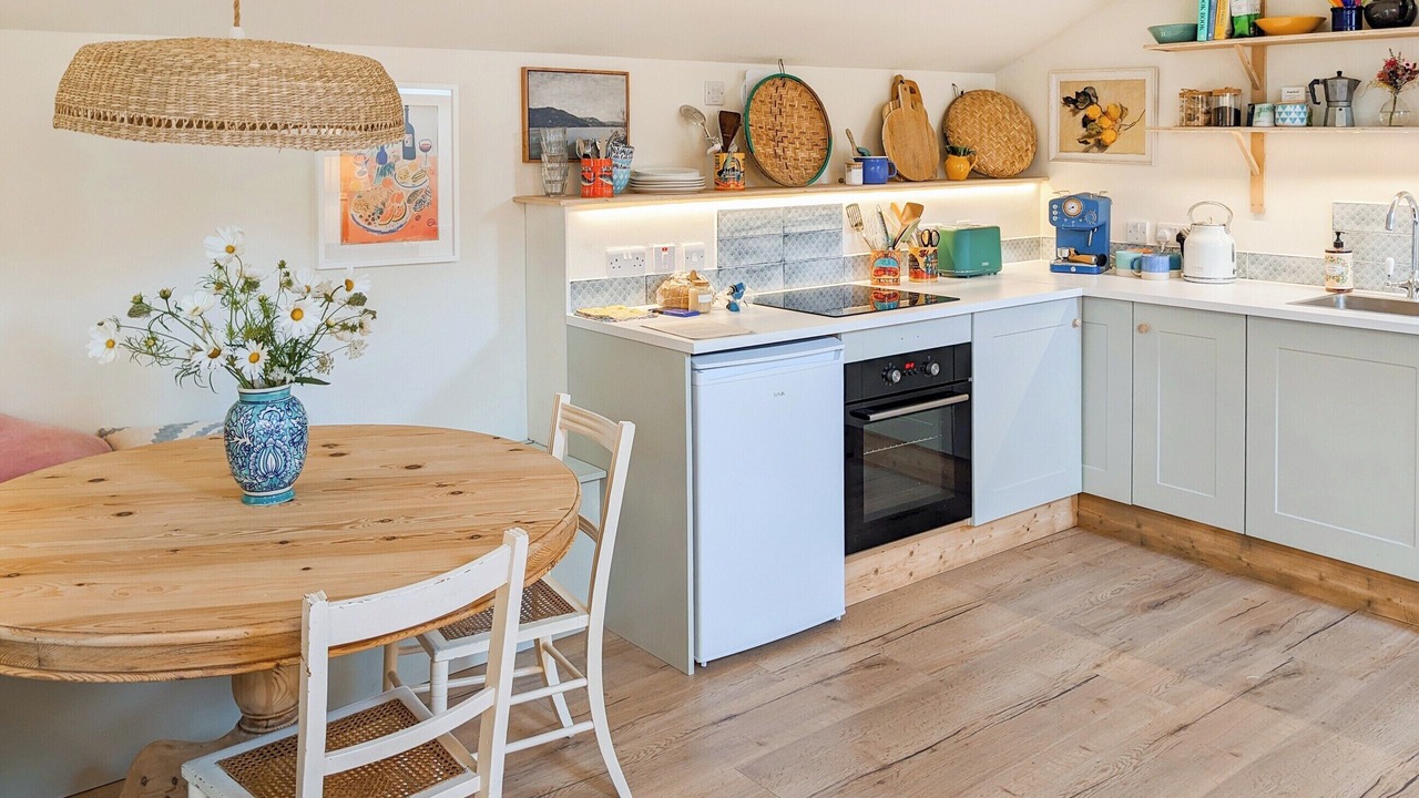 Photo of Others in Eaton Mascott