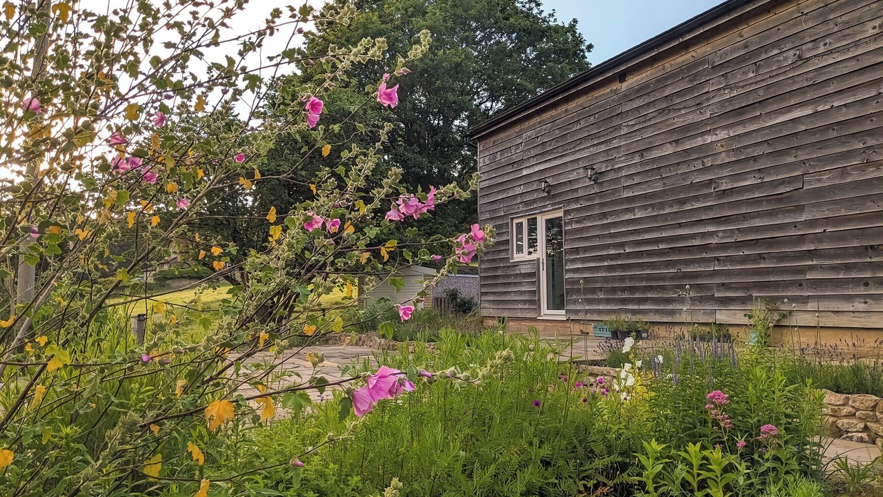 Photo of Outdoor in Eaton Mascott