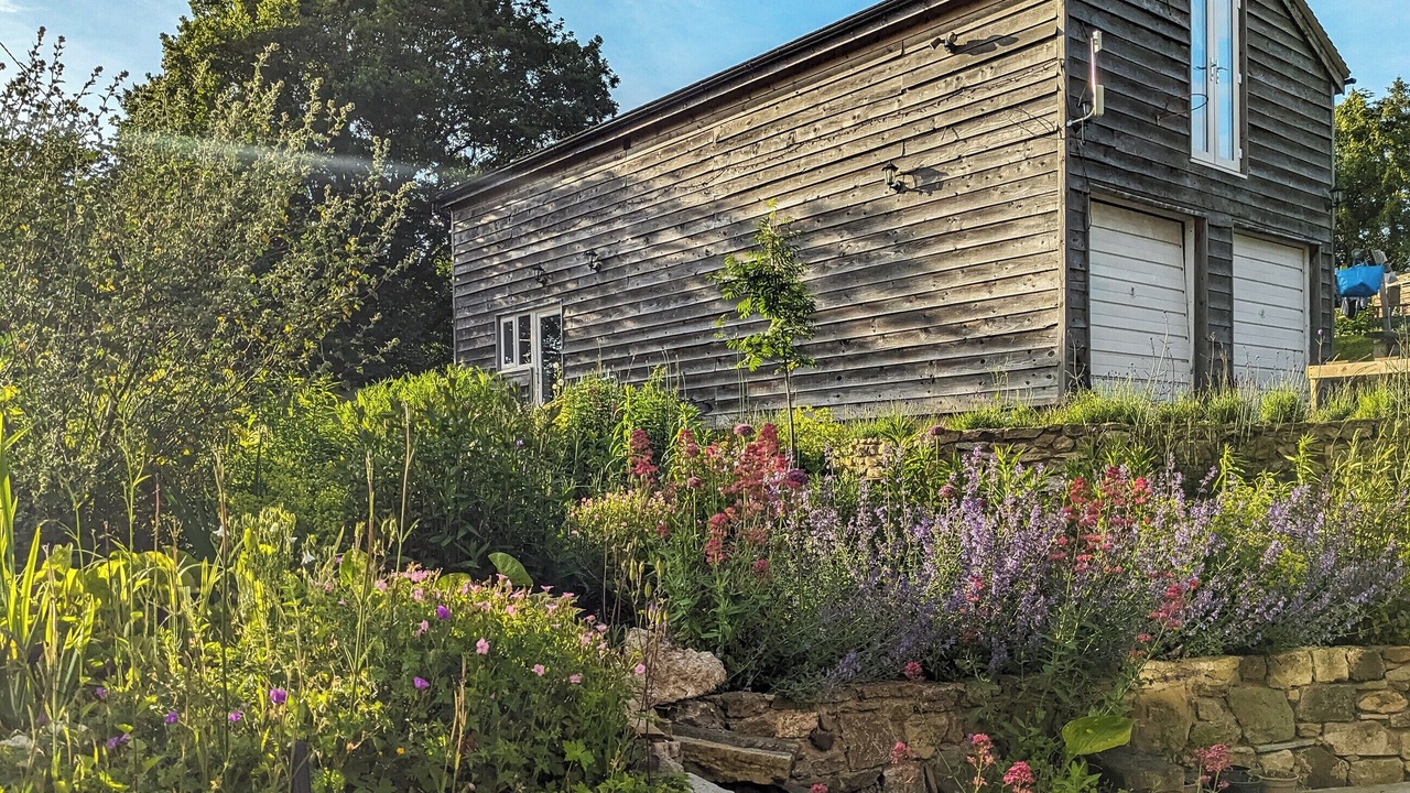 Photo of Others in Eaton Mascott