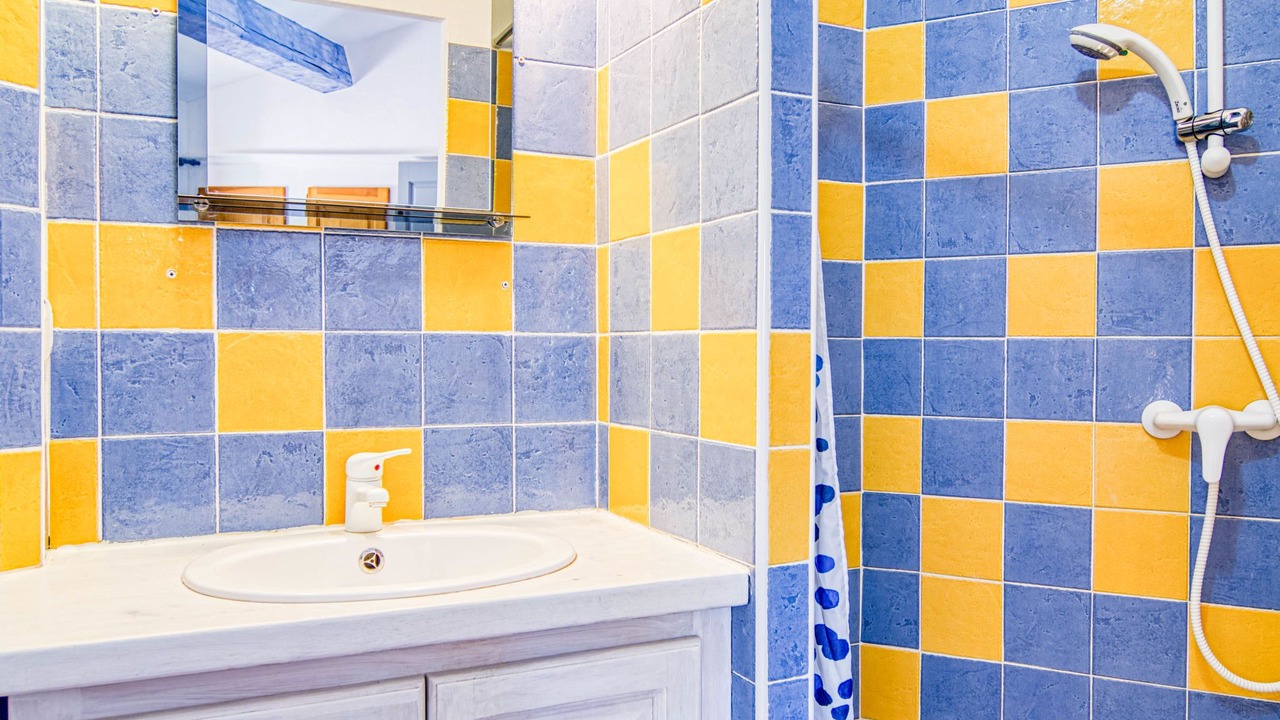 Photo of Bathroom in Carces