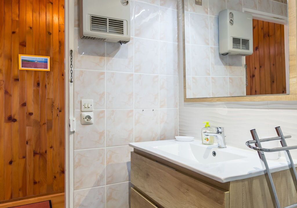 Photo of Bathroom in Santec