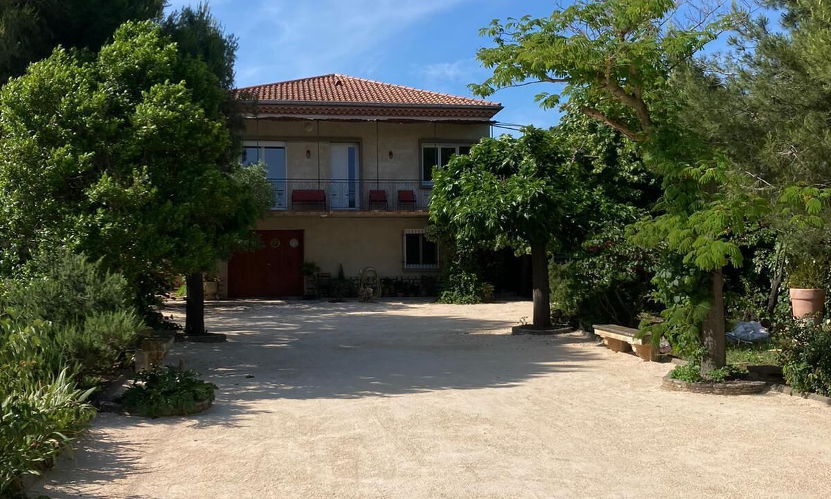 Photo of Outdoor in Beaucaire