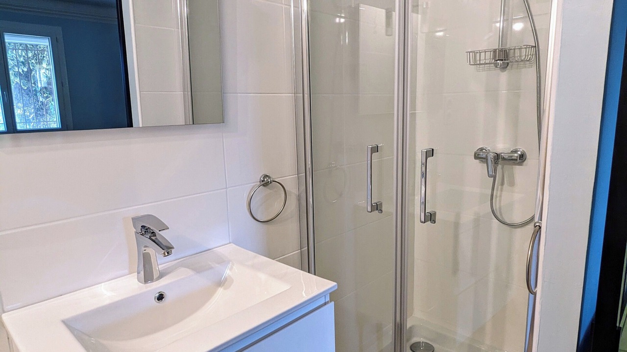 Photo of Bathroom in Beaucaire