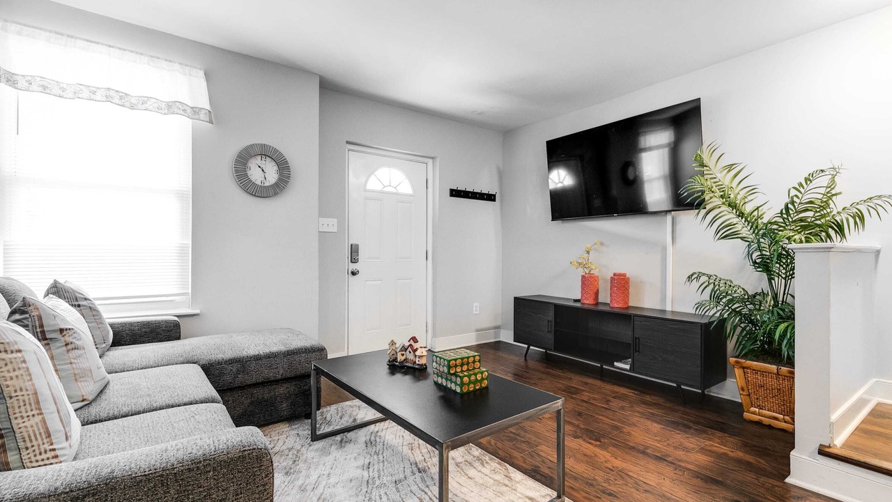 Photo of Livingroom in Richmond