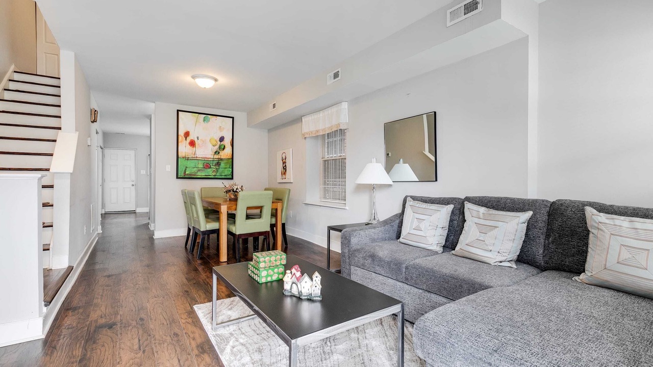 Photo of Livingroom in Richmond