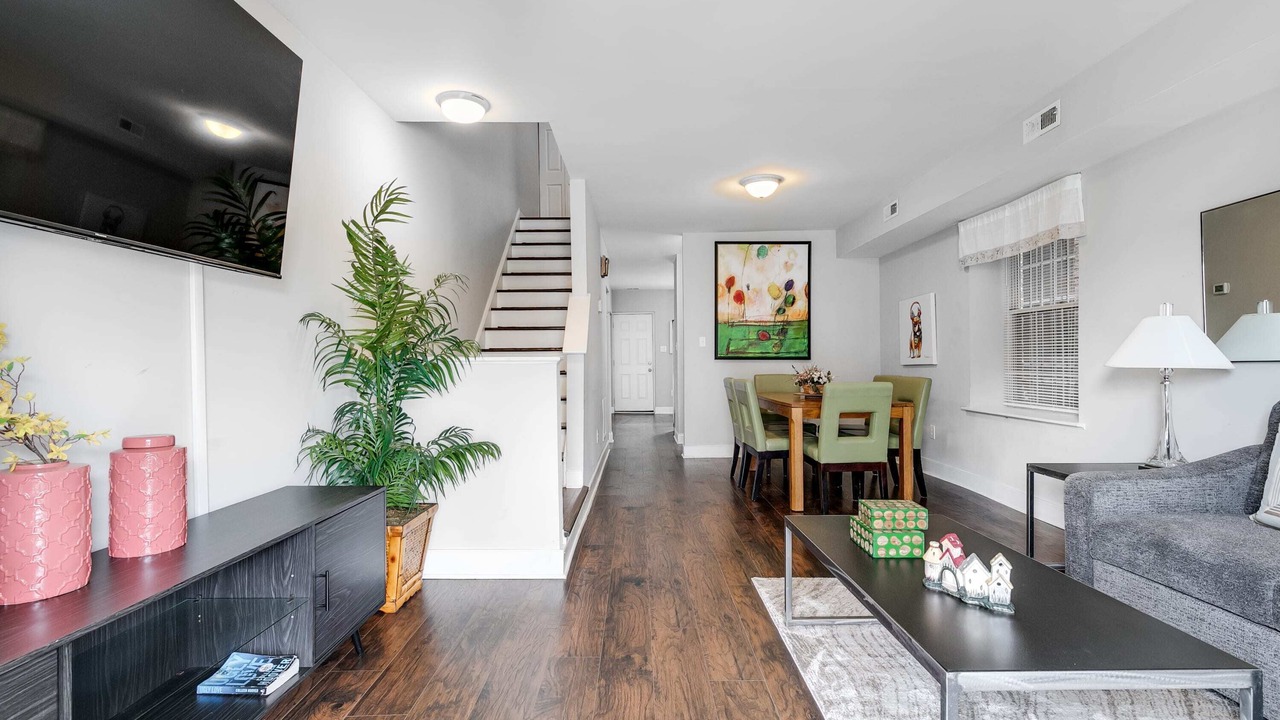 Photo of Livingroom in Richmond