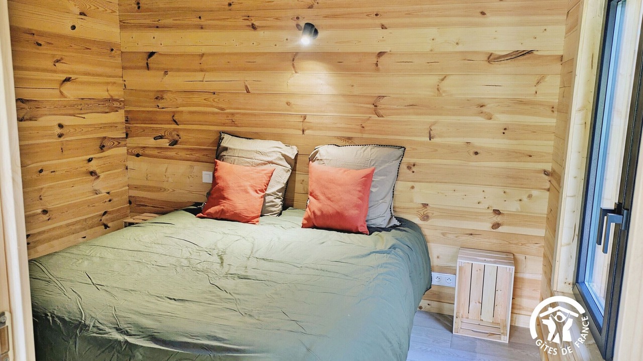 Photo of Bedroom in Saint-Berthevin