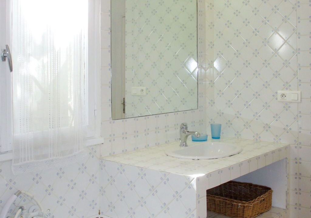 Photo of Bathroom in Rocbaron