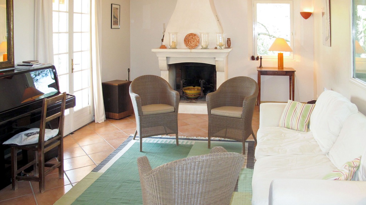 Photo of Livingroom in Rocbaron