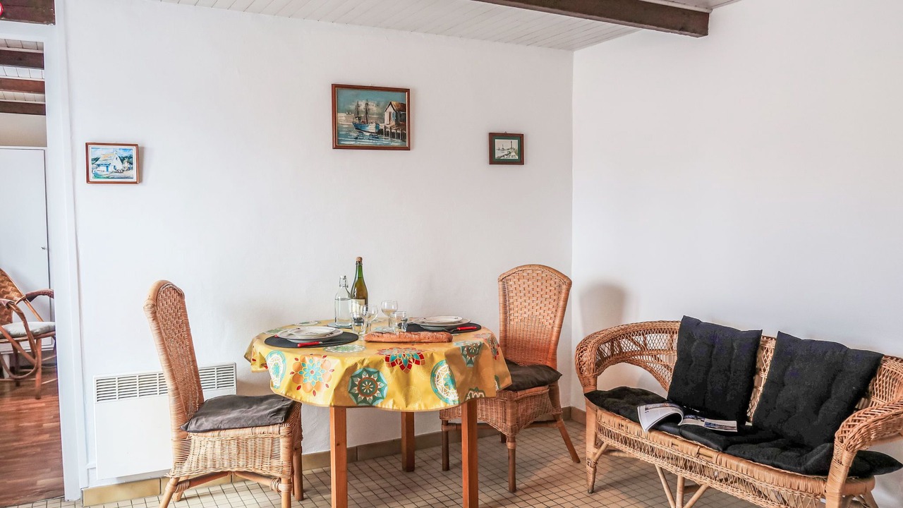Photo of Livingroom in Plounevez-Lochrist