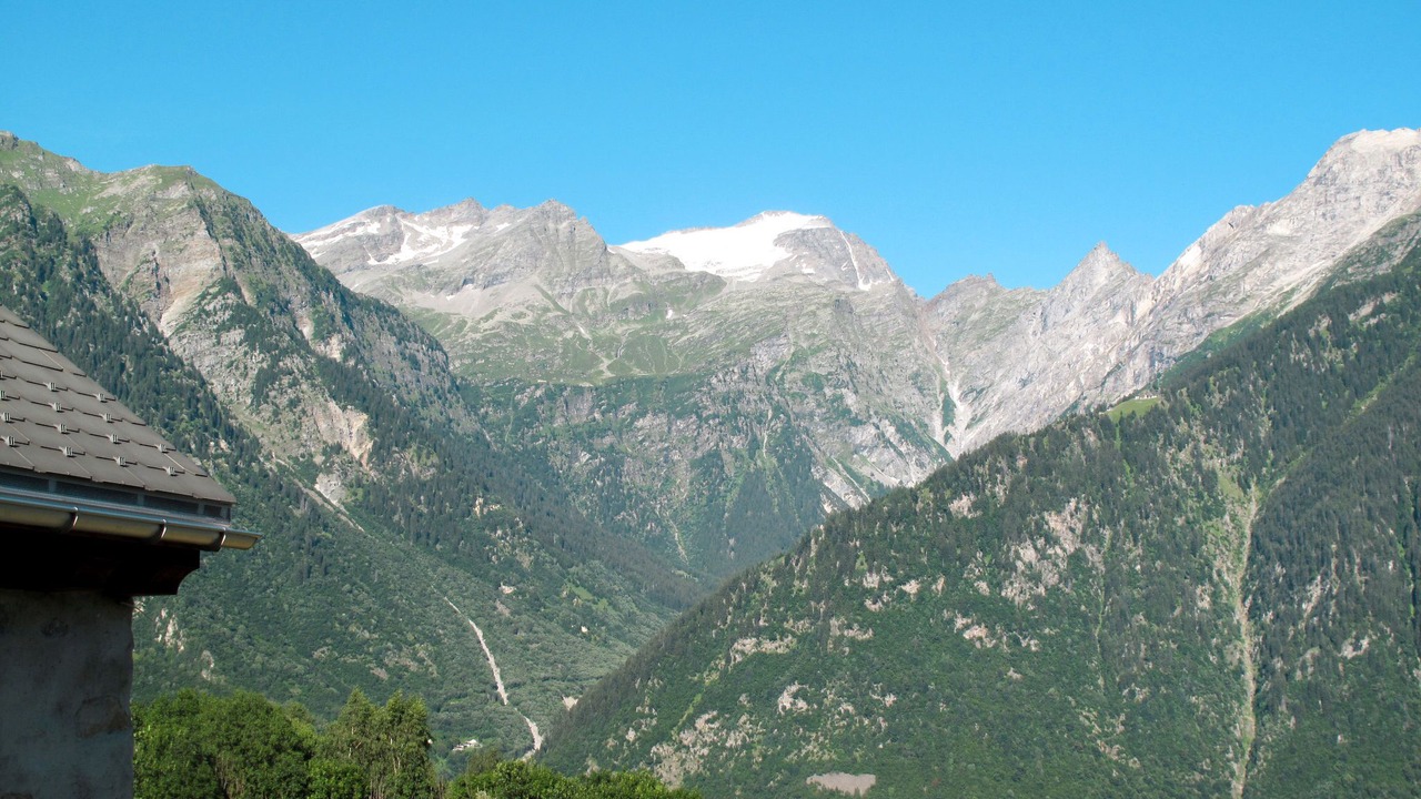 Photo of Others in Malvaglia-dagro