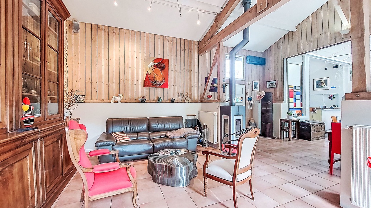 Photo of Livingroom in Saint-Vincent-de-Paul