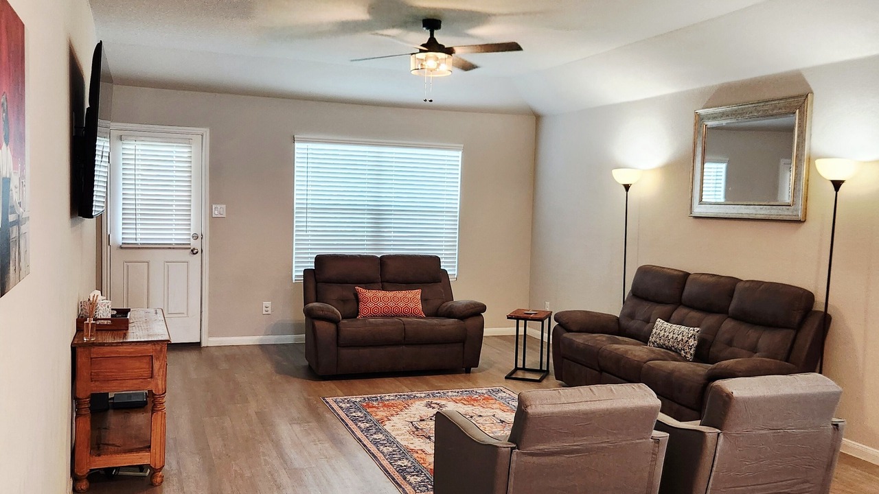 Photo of Livingroom in Seguin