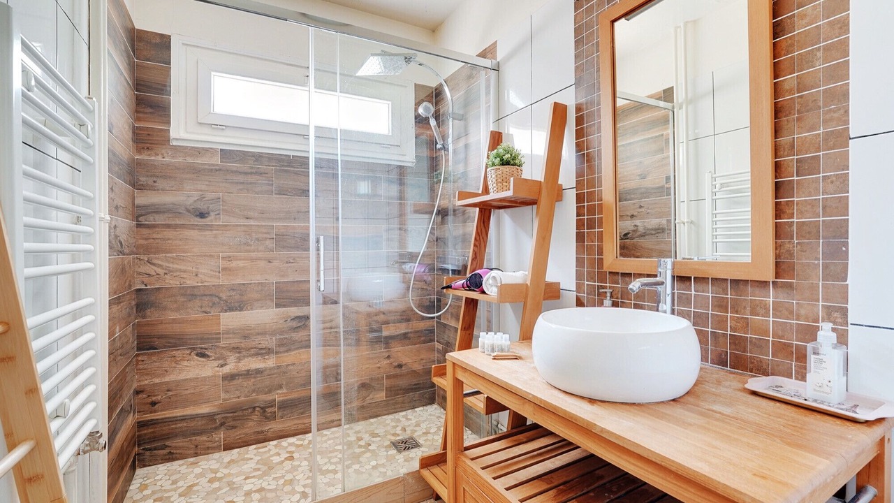 Photo of Bathroom in Plaisance