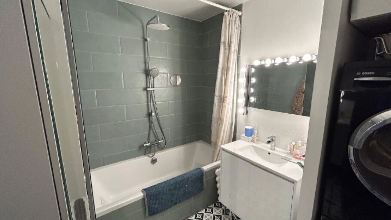Photo of Bathroom in 15th Arrondissement