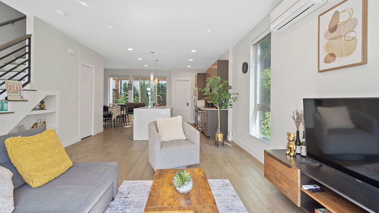 Photo of Others in Eastlake