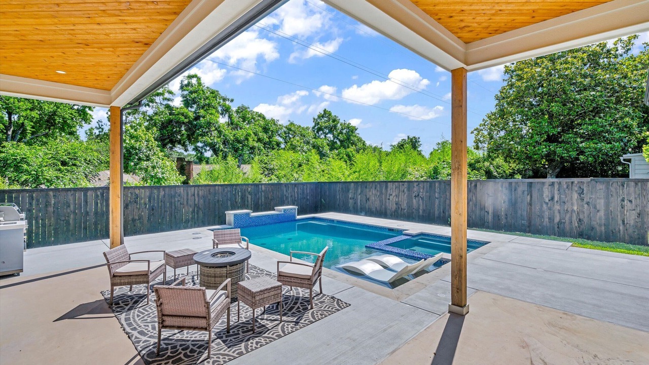 Photo of Outdoor in Northwest Dallas