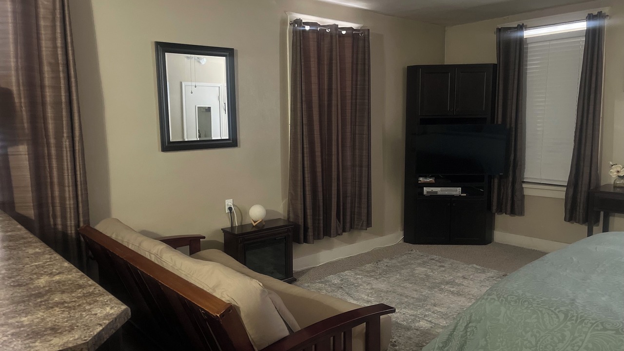 Photo of Bedroom in Boonville