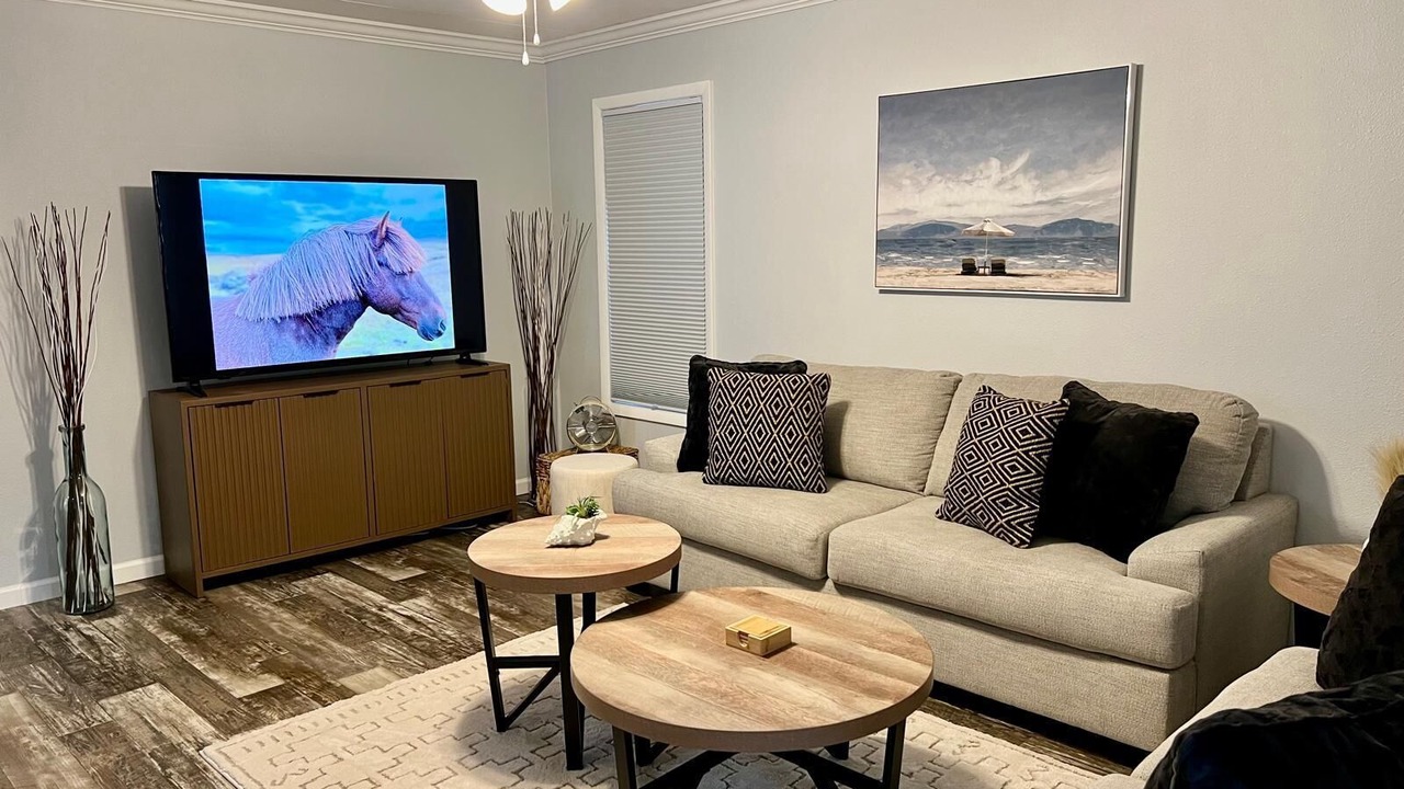 Photo of Livingroom in Brooksville